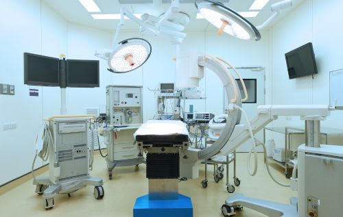 Trang thiết bị y tế đầy đủ, hiện đại